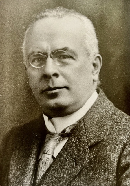 1921–1934: Dr. Eduard Stemplinger (L, Gr, D, G)
